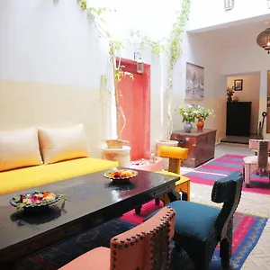 3* Riad Sardinas & Chili