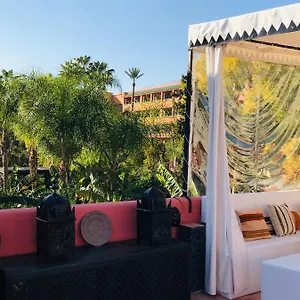2* Riad Mimoune